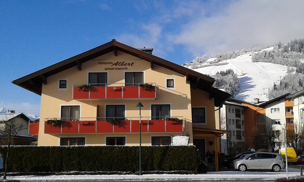 Appartement Pension Albert Zell am See Bagian luar foto
