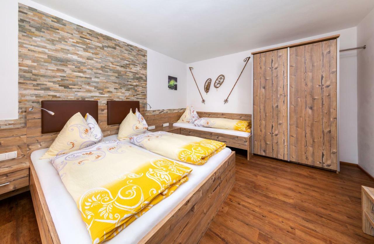Appartement Pension Albert Zell am See Bagian luar foto