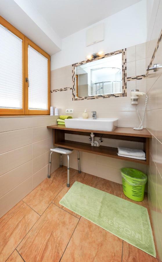 Appartement Pension Albert Zell am See Bagian luar foto