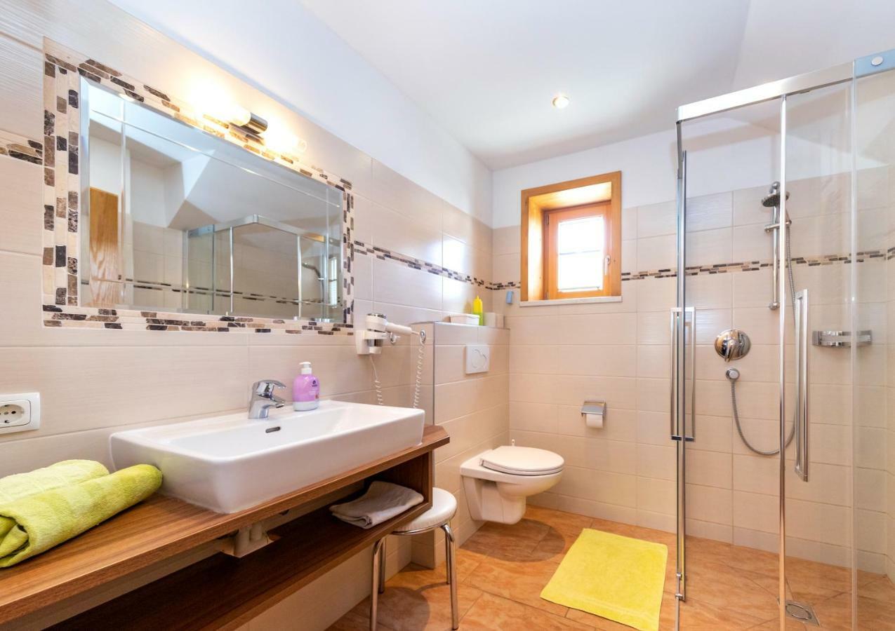 Appartement Pension Albert Zell am See Bagian luar foto