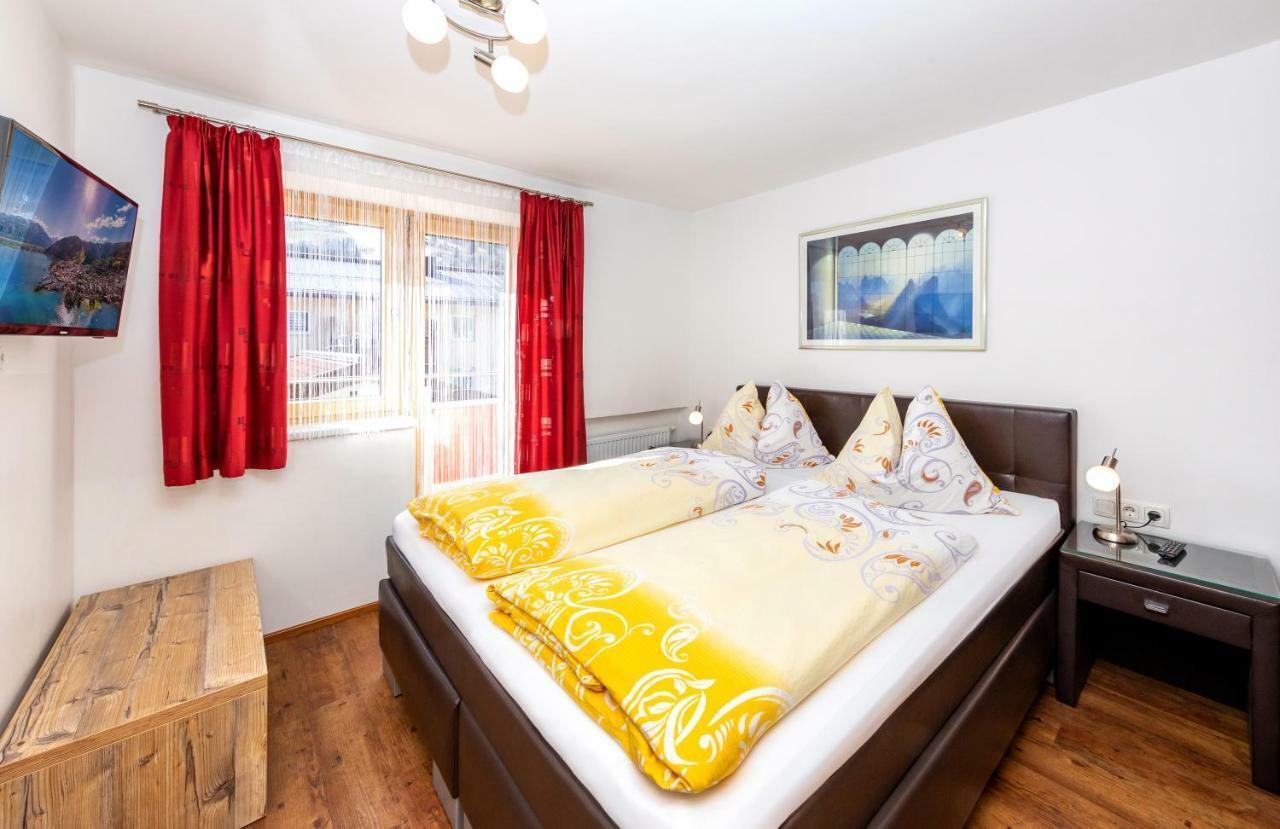 Appartement Pension Albert Zell am See Bagian luar foto