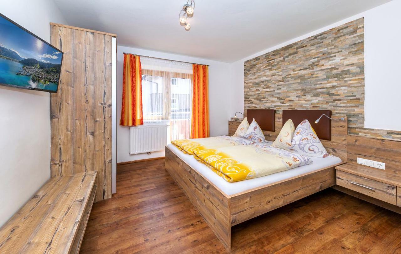 Appartement Pension Albert Zell am See Bagian luar foto